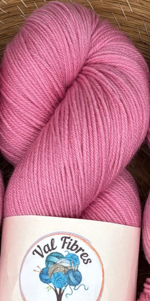 Dahlia - MCN Fingering