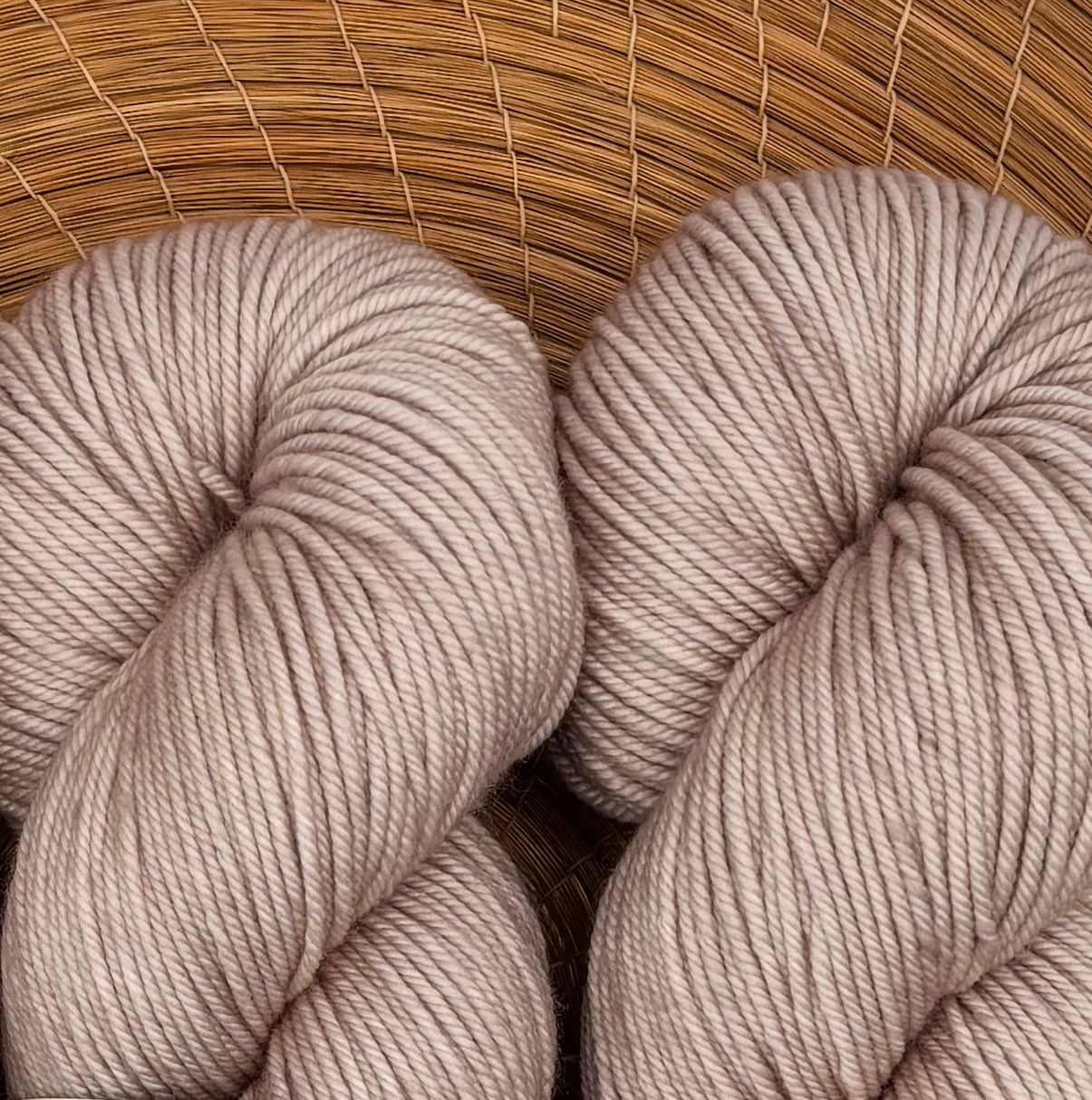 Cafe Latte - 100% Merino Worsted
