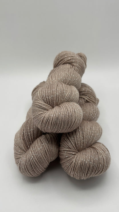Oat- Merino Lurex Fingering