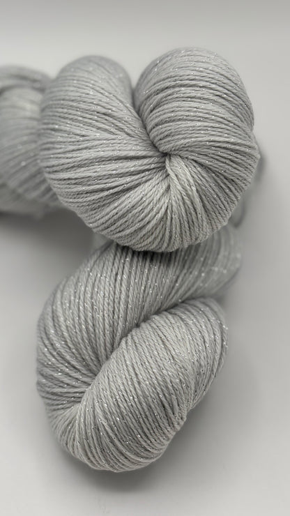 Moonstone - Merino Lurex Fingering