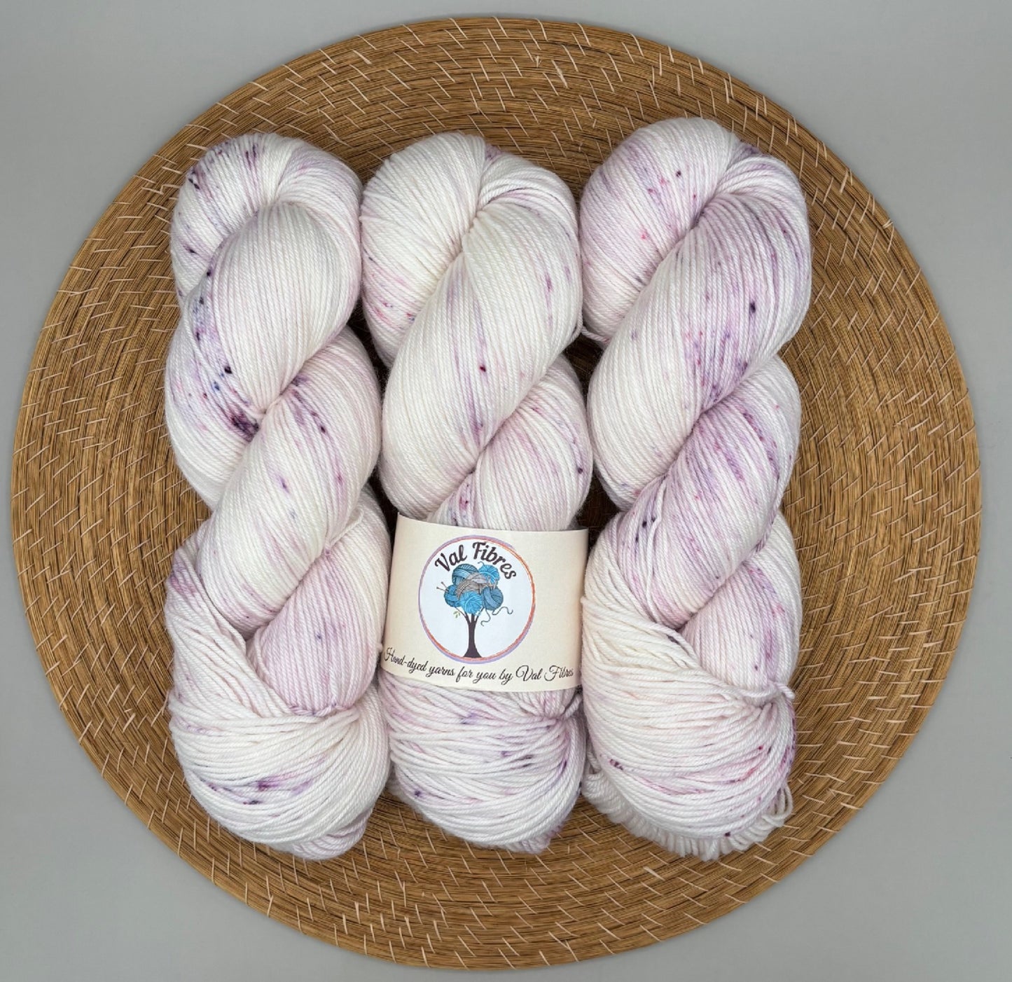 White Lily - Merino Fingering